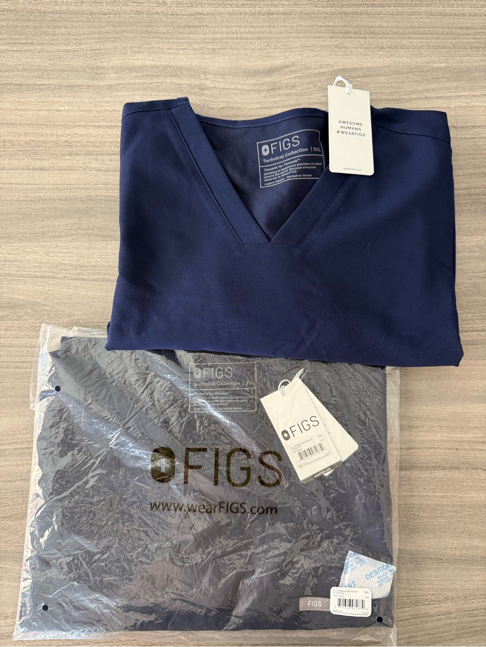 2 Figs Navy Scrub Top  (3XL)
